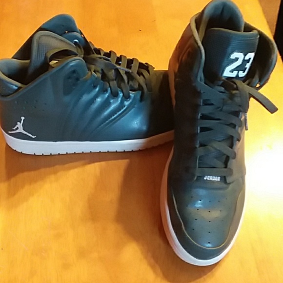 green jordans 23